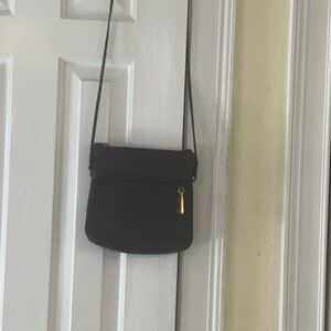 Sharif Crossbody